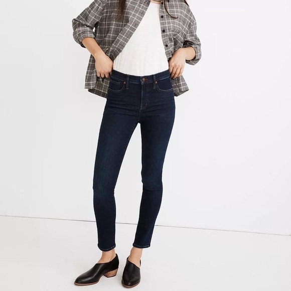 MADEWELL 9" Mid-Rise Skinny Jeans in Orland Wash: TENCEL Denim Edition - Picture 1 of 12